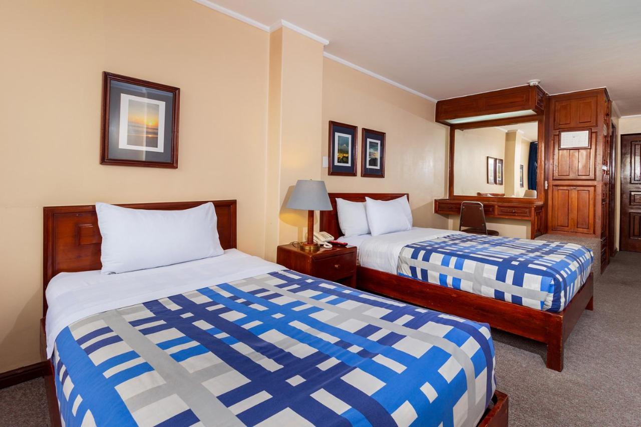 Hotel Presidente كوينكا المظهر الخارجي الصورة