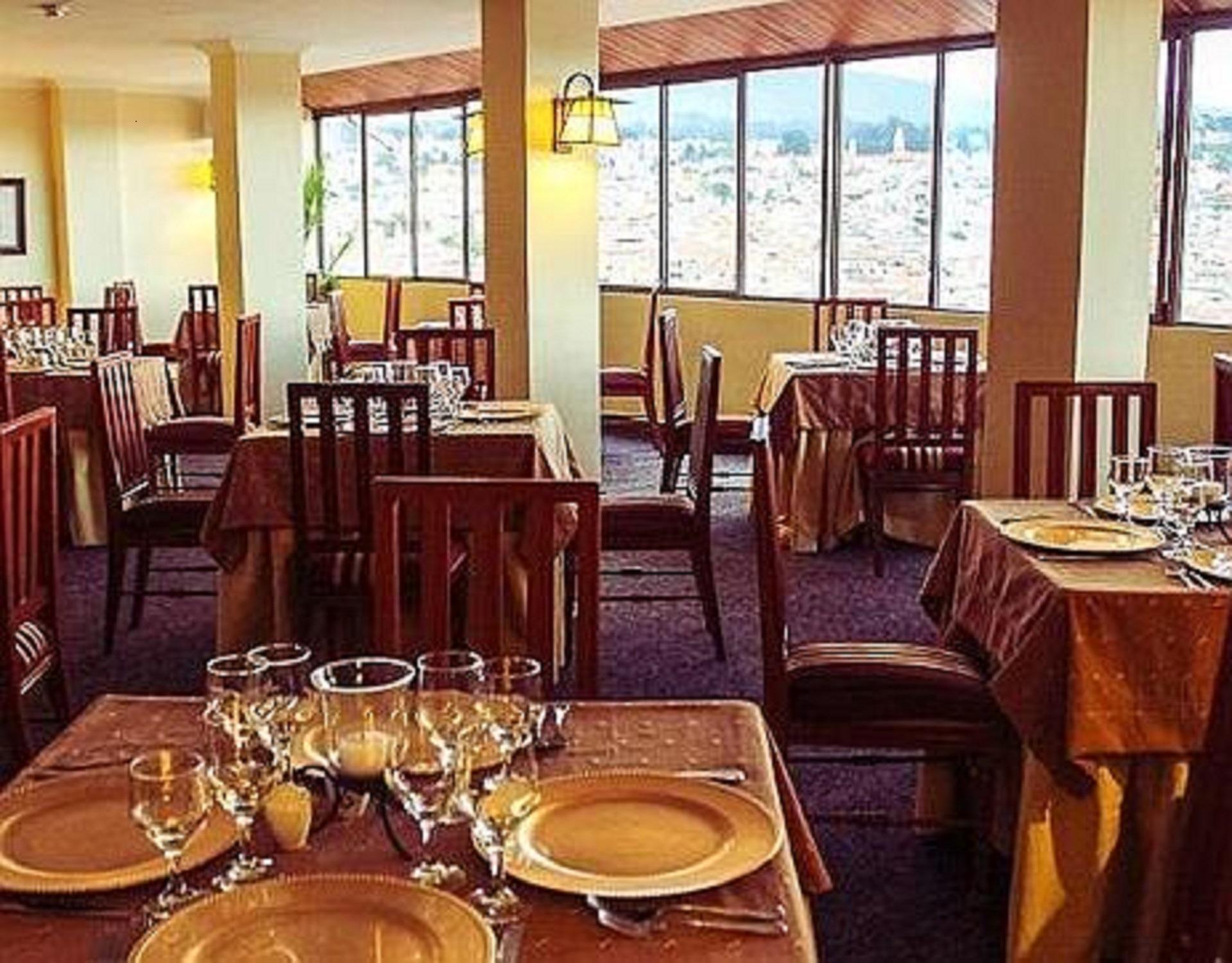 Hotel Presidente كوينكا المظهر الخارجي الصورة