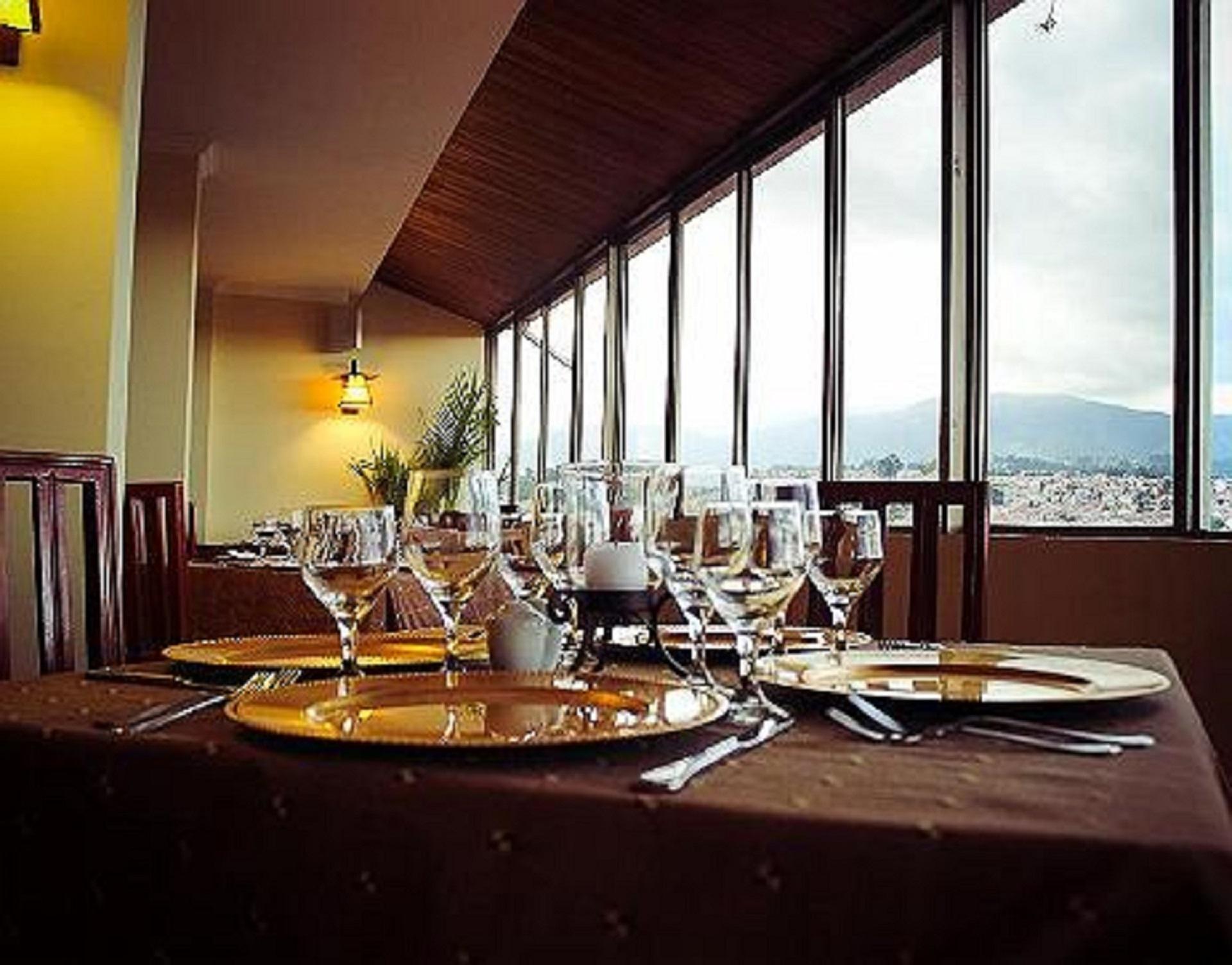 Hotel Presidente كوينكا المظهر الخارجي الصورة