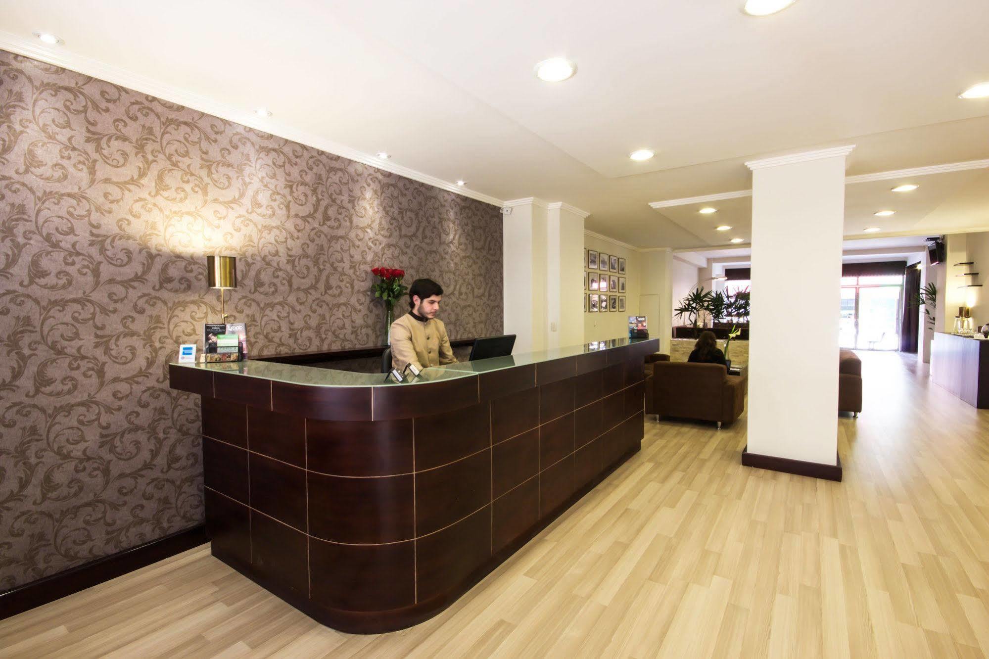 Hotel Presidente كوينكا المظهر الخارجي الصورة